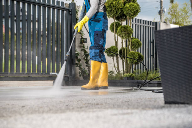 Best Dumpster Area Cleaning  in Muskego, WI